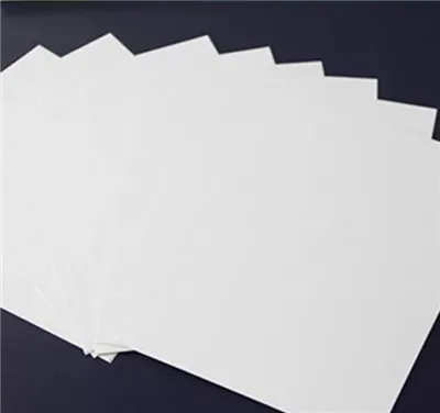 1,5 / 1,35 mm papir od bjelokosti papir debljina sjajne glatkoće bijele karton za pakiranje